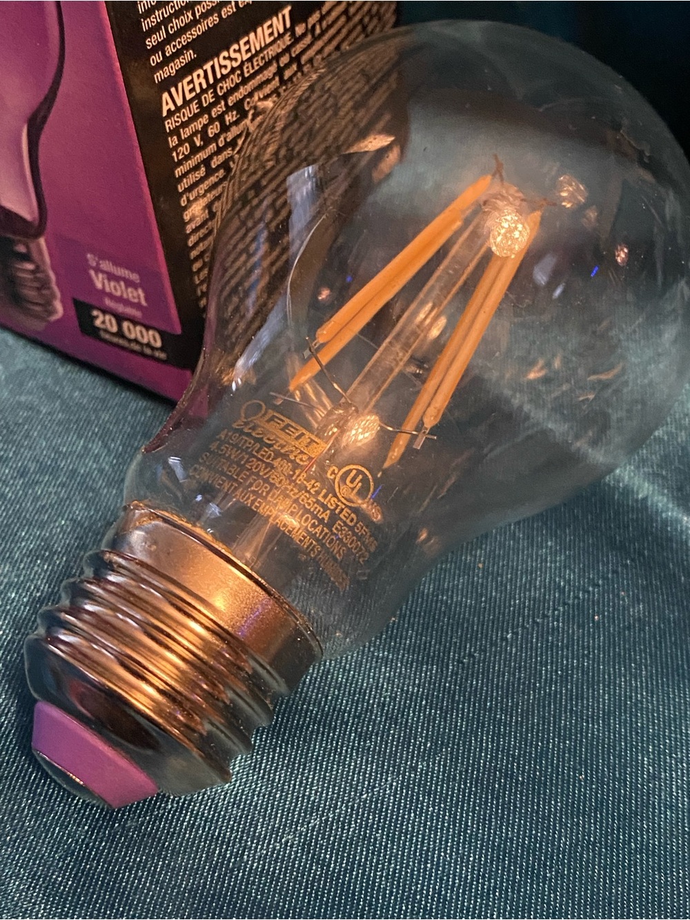 h.i.p. Multi-Color LED Bulb - Green Highlight - Picture 10 of 11